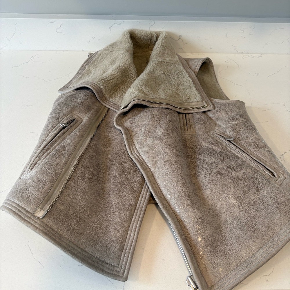 Rick Owens Grayish shearling, leather zippered vest